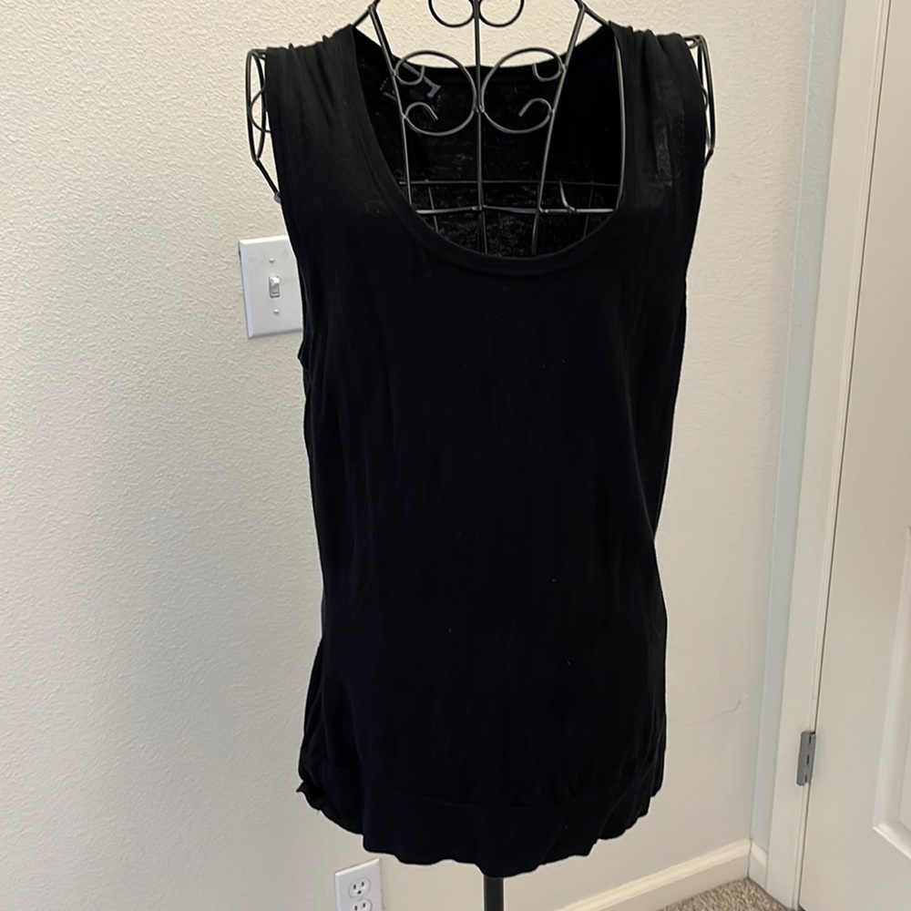 KAREN KANE LIGHT WEIGHT TANK SWEATER TOP